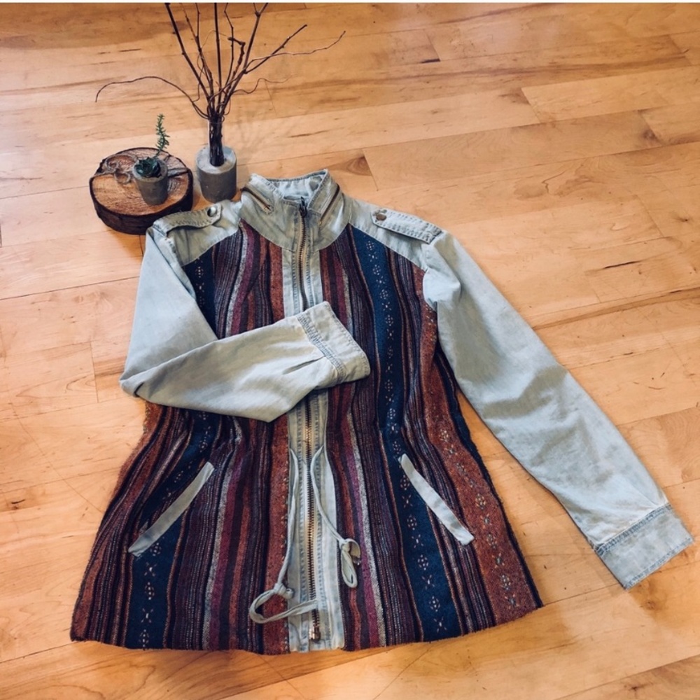 ❗️Tribal print cinch waist boho jacket❗️